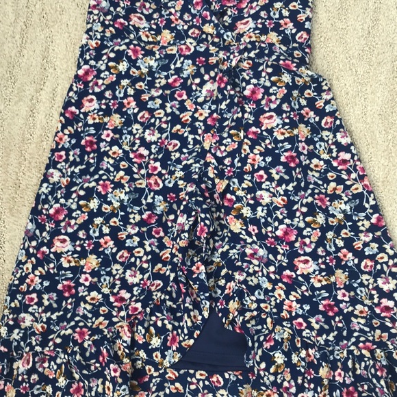 Beautiful Blue Ruffled Floral Dress - Picture 5 of 5